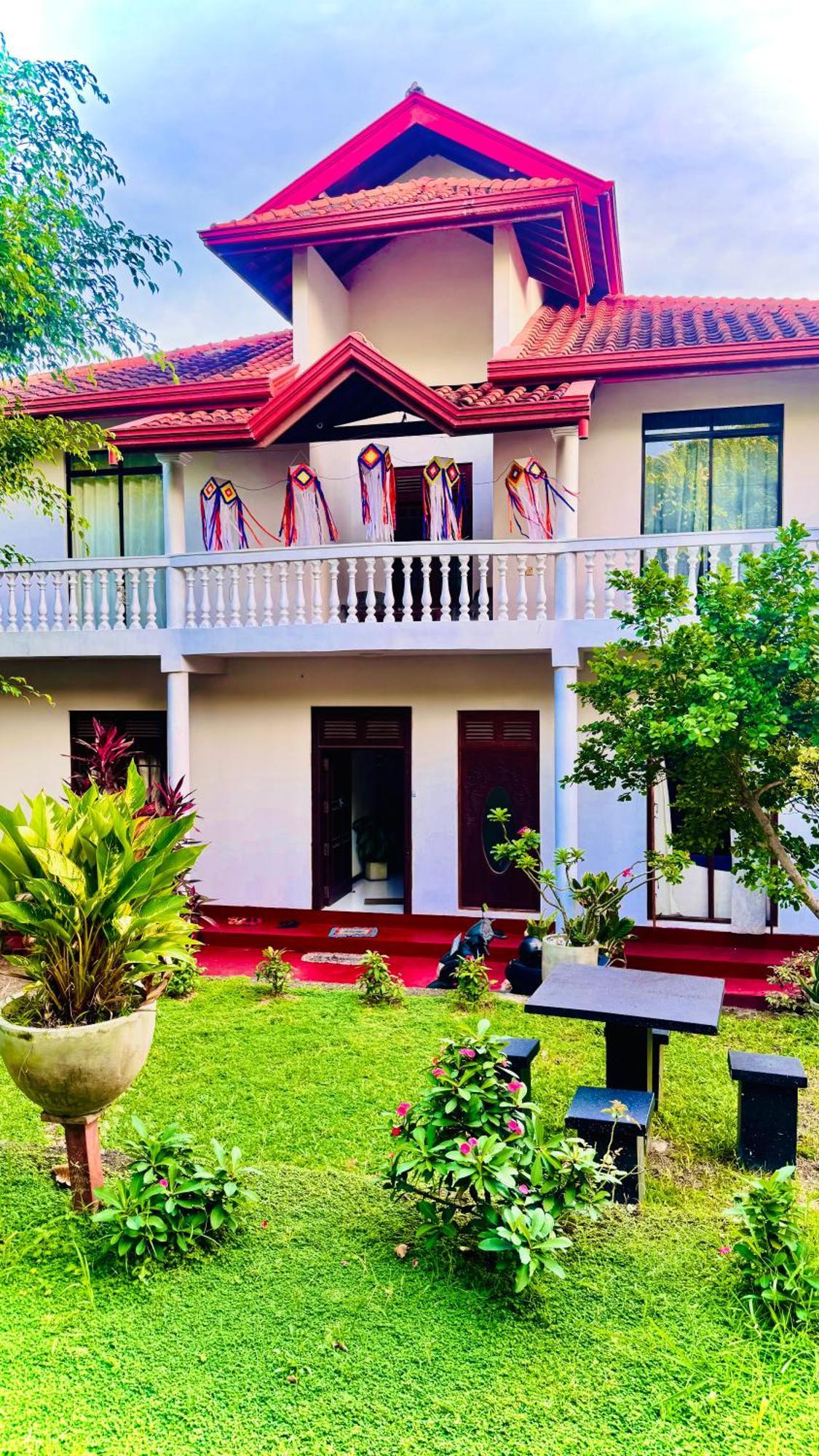 Sritaly Inn Mirissa Luaran gambar