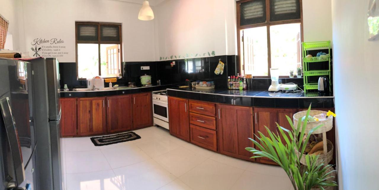 Sritaly Inn Mirissa Luaran gambar
